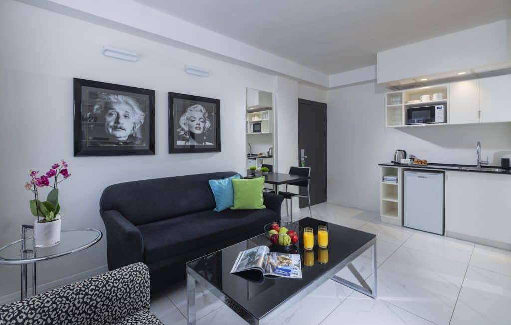 חדר אקזקיוטיב